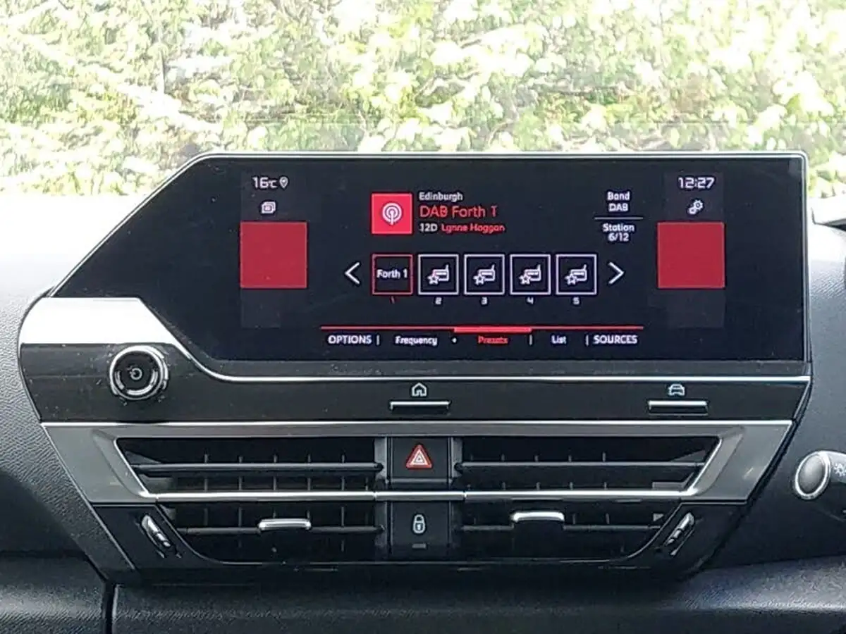 2021-citroen-c4-12-puretech-shine-130ps-big-9