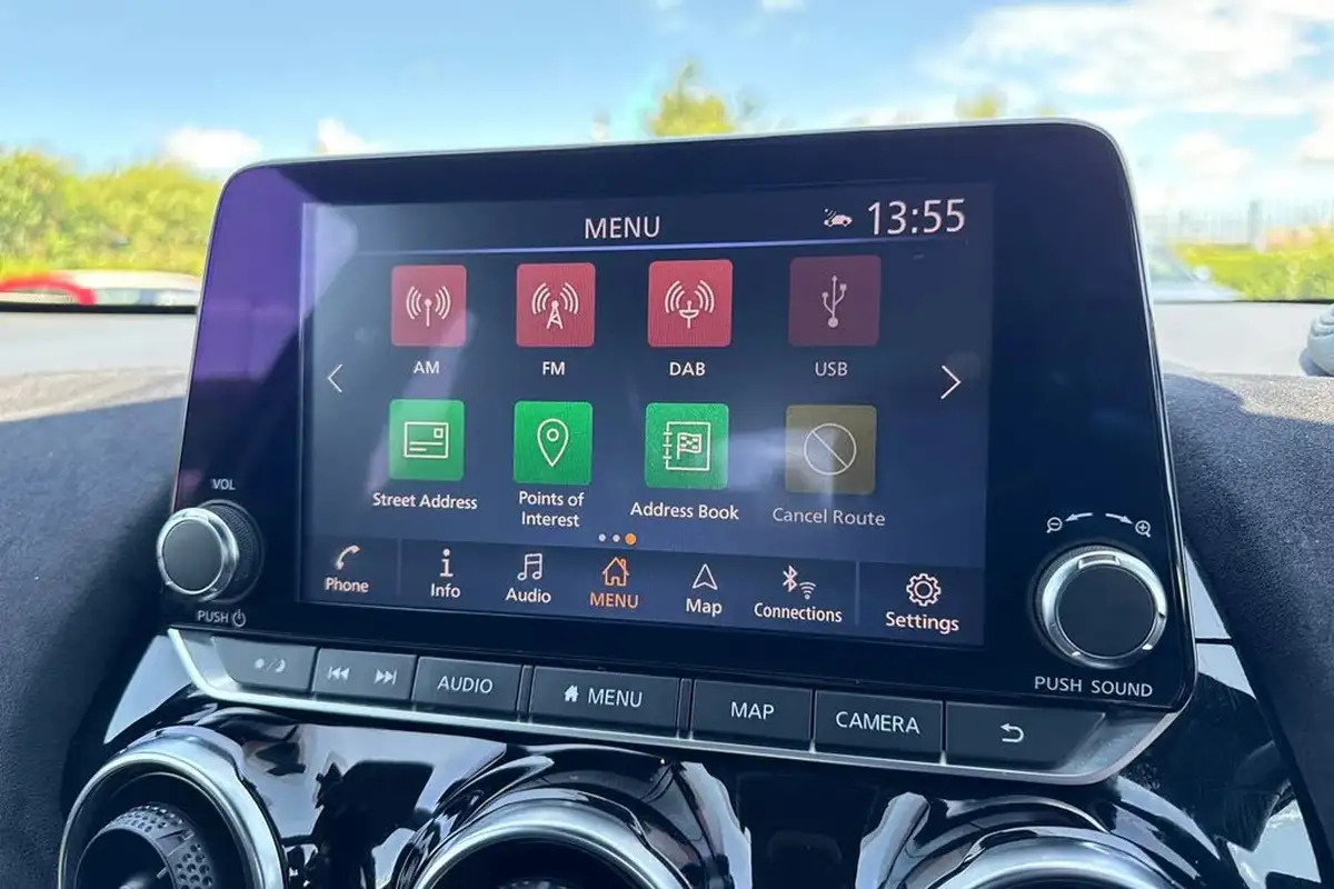 2022-nissan-juke-10-dig-t-tekna-big-50