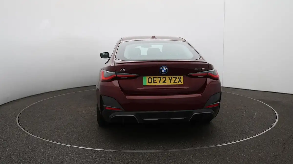 2022-bmw-i4-e-edrive40-m-sport-big-61