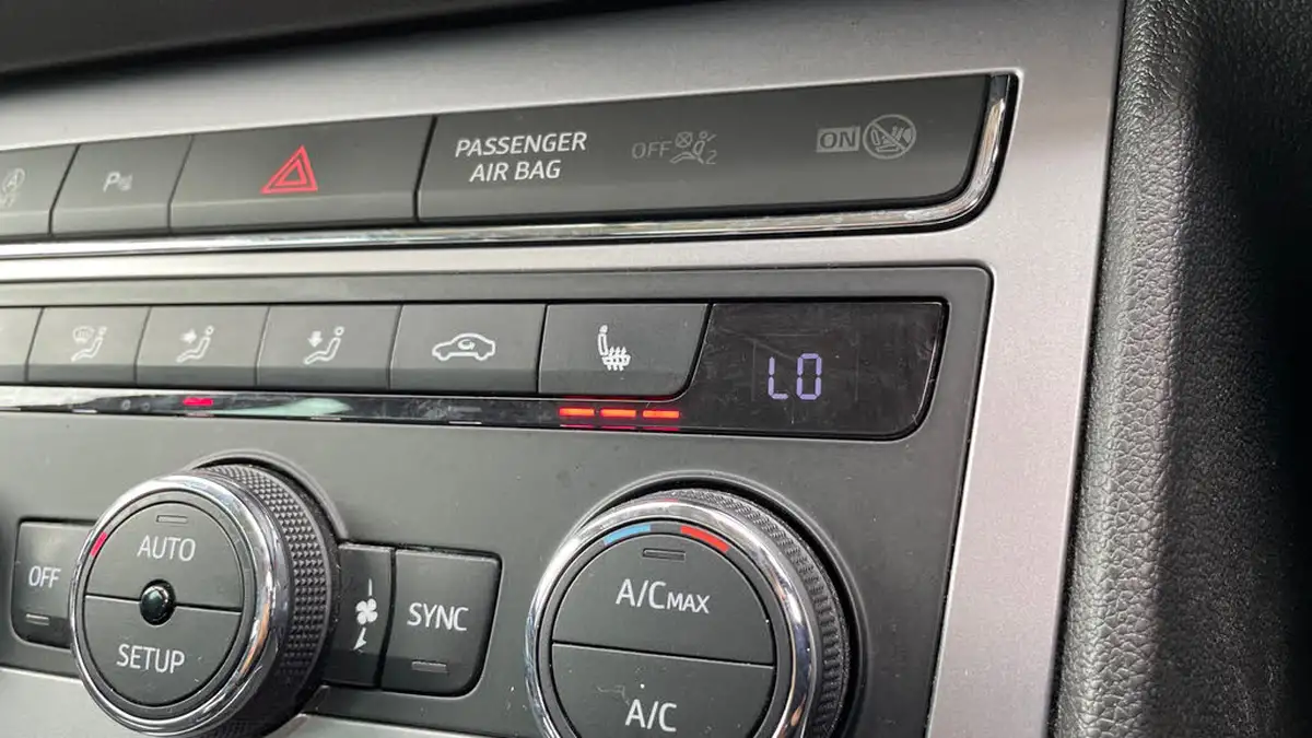2019-seat-leon-20-tsi-xcellence-lux-estate-big-28