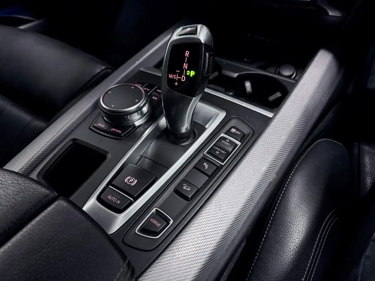 2018-bmw-x5-20-xdrive40e-m-sport-big-33