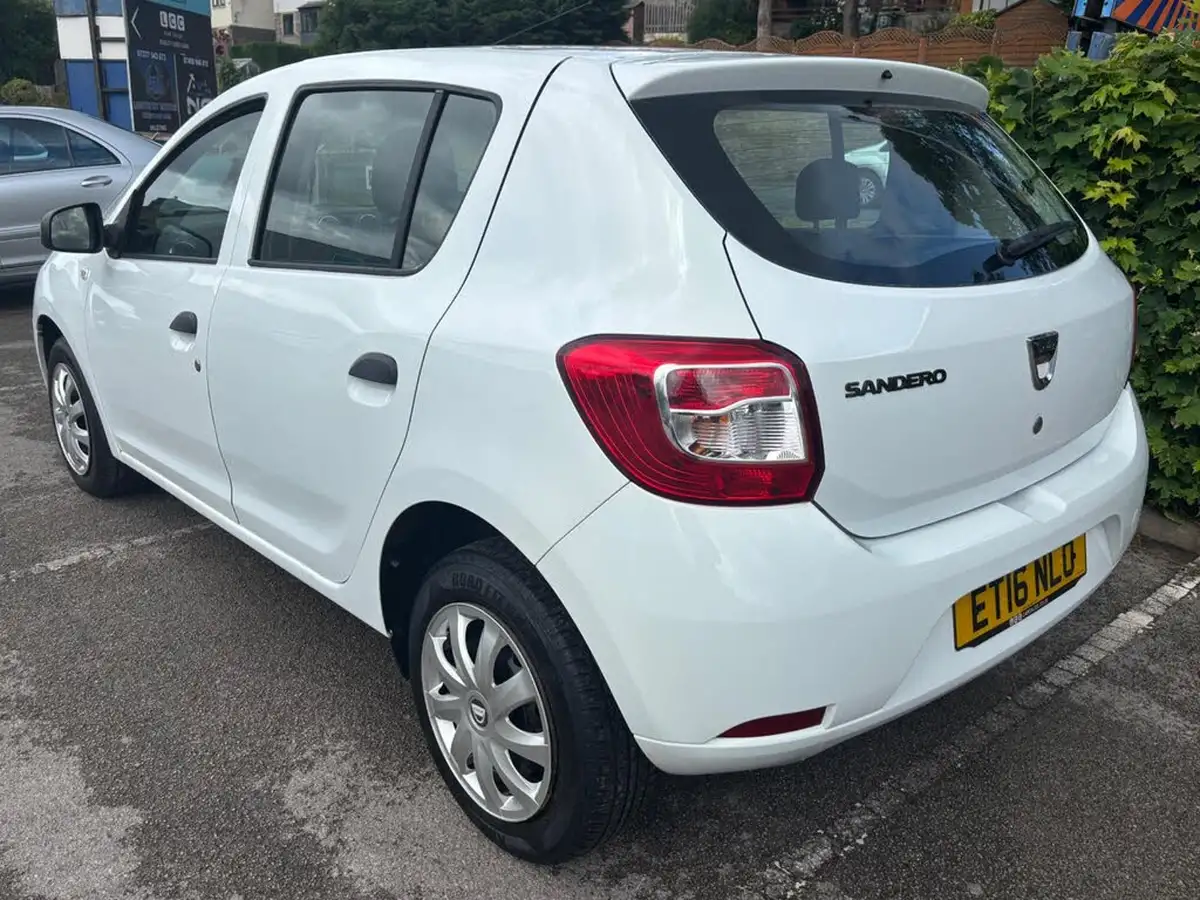 2016-dacia-sandero-12-ambiance-big-3