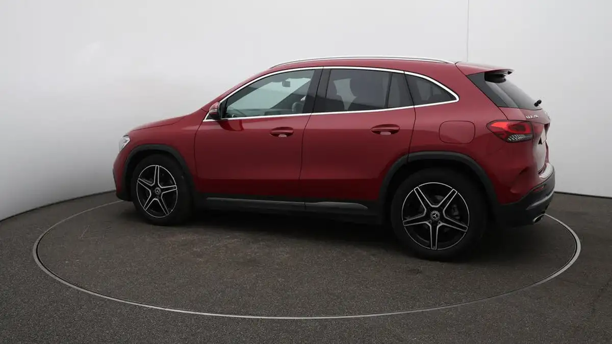 2023-mercedes-benz-gla-class-13-gla-200-amg-line-executive-station-wagon-big-47