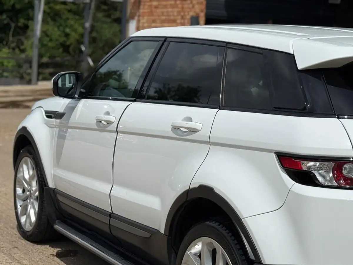 2013-land-rover-range-rover-evoque-22td-pure-150bhp-big-24