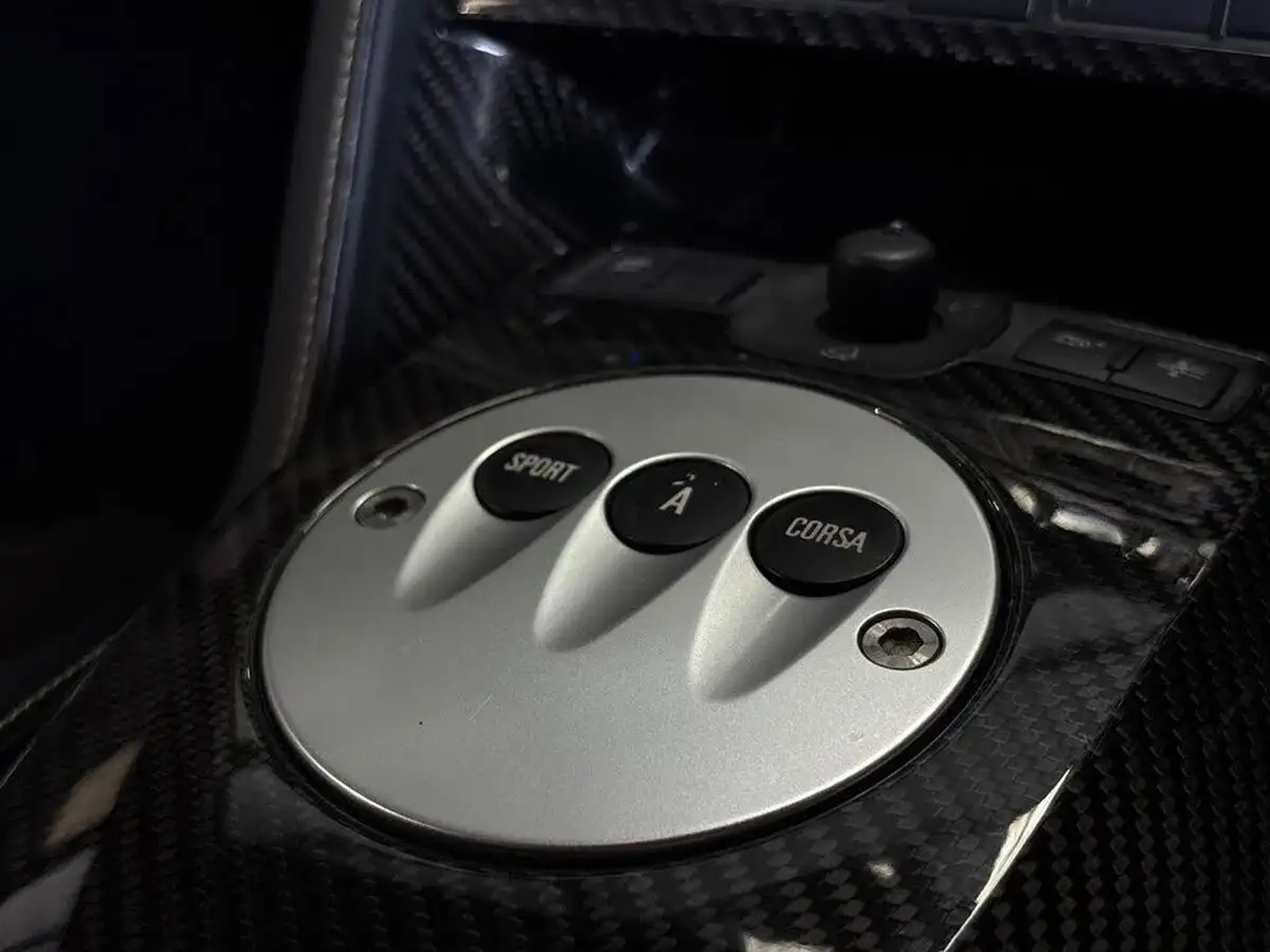 2009-lamborghini-gallardo-big-30
