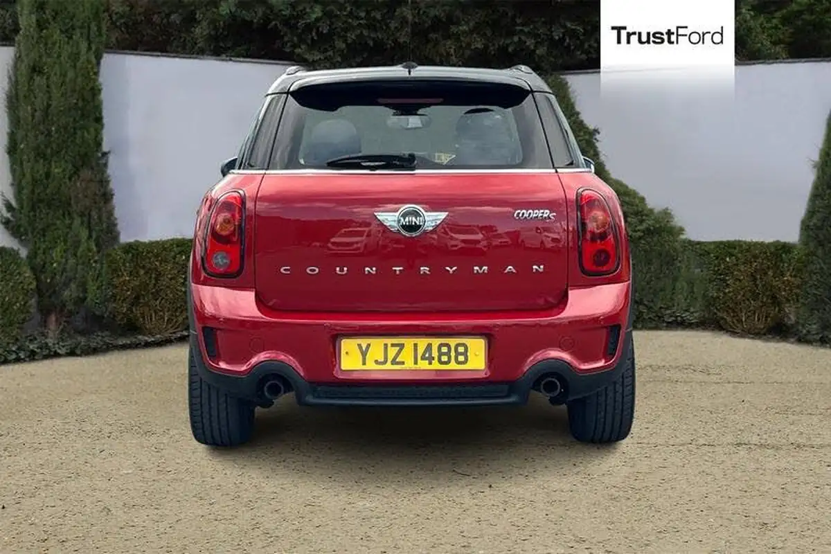2014-mini-countryman-16-cooper-s-190bhp-big-6