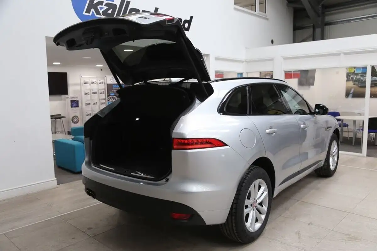 2018-jaguar-f-pace-20-i4d-r-sport-180ps-auto-big-55
