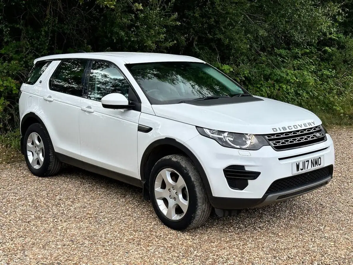 2017-land-rover-discovery-sport-20td4-se-150ps-station-wagon-big-4