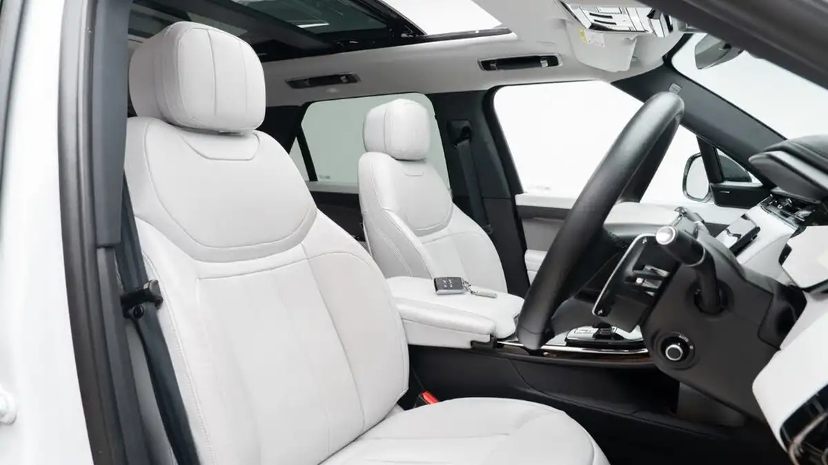 2023-land-rover-range-rover-sport-30-d300-se-big-2