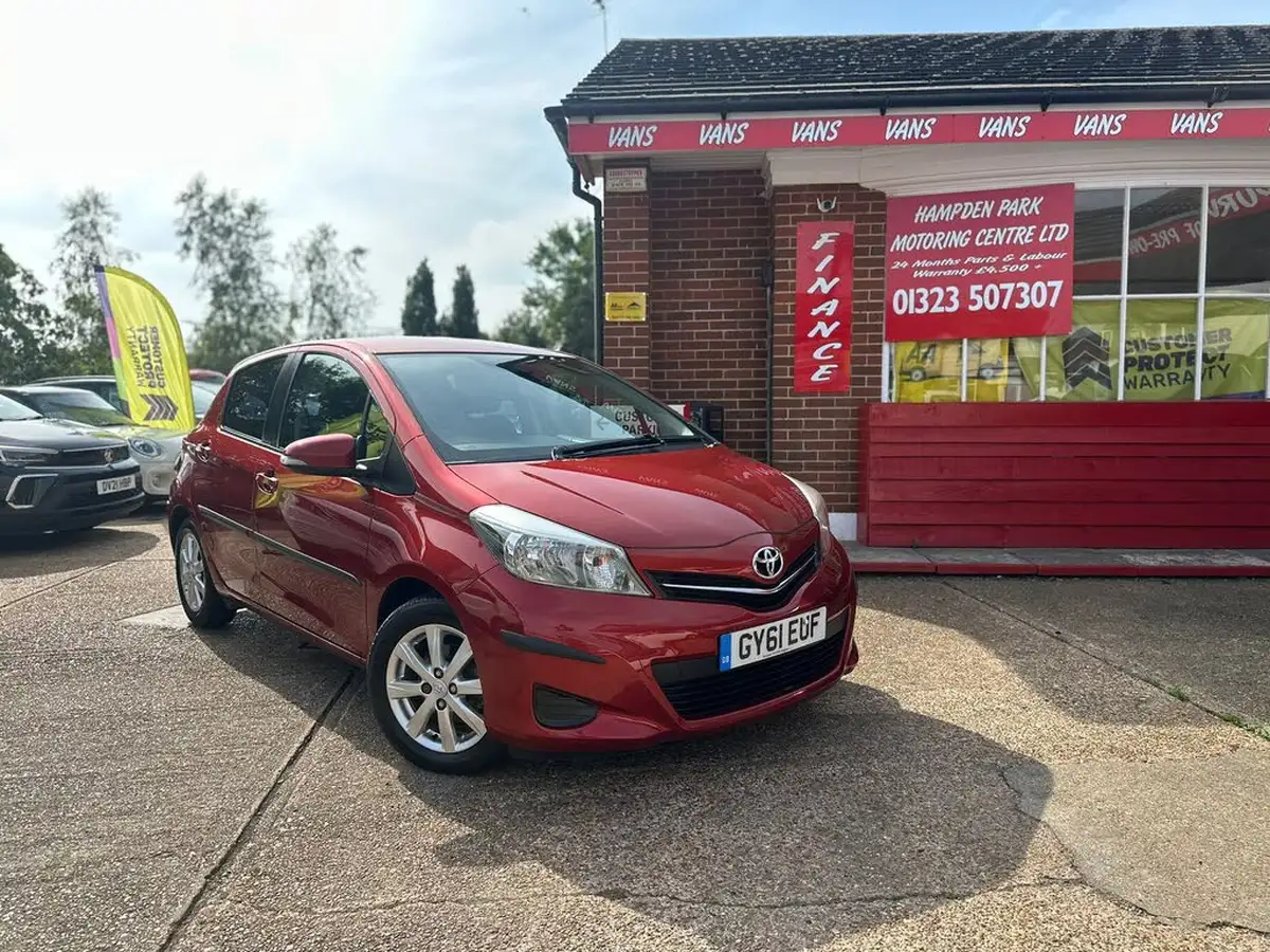 2011-toyota-yaris-133-tr-vvt-i-99bhp-5d-big-0