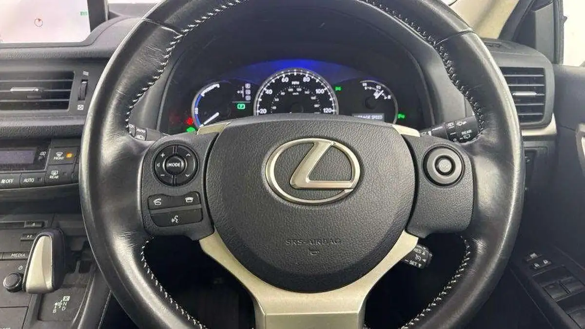 2017-lexus-ct-200h-18-sport-99bhp-big-9