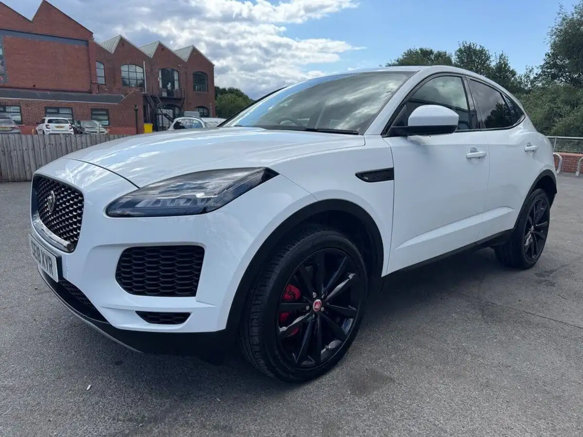2018-jaguar-e-pace-20-i4-249ps-ss-big-5