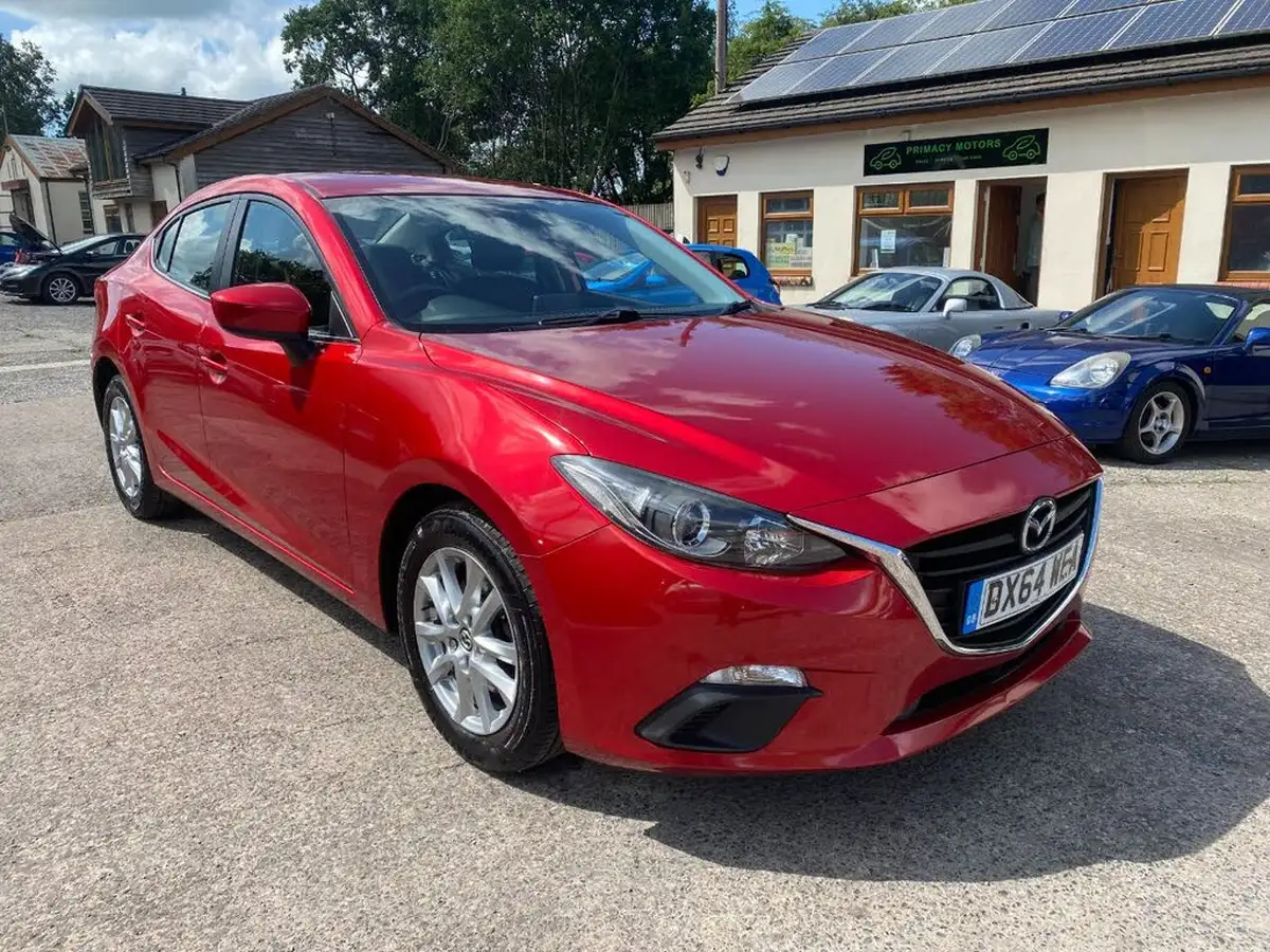 2014-mazda-mazda3-20-se-nav-fastback-4d-big-0