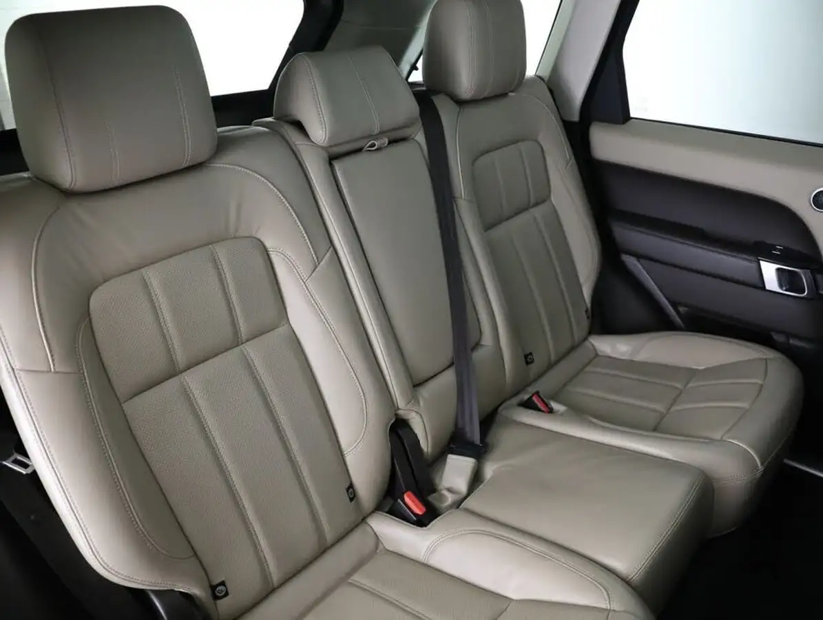 2020-land-rover-range-rover-sport-20-p400e-hse-big-45