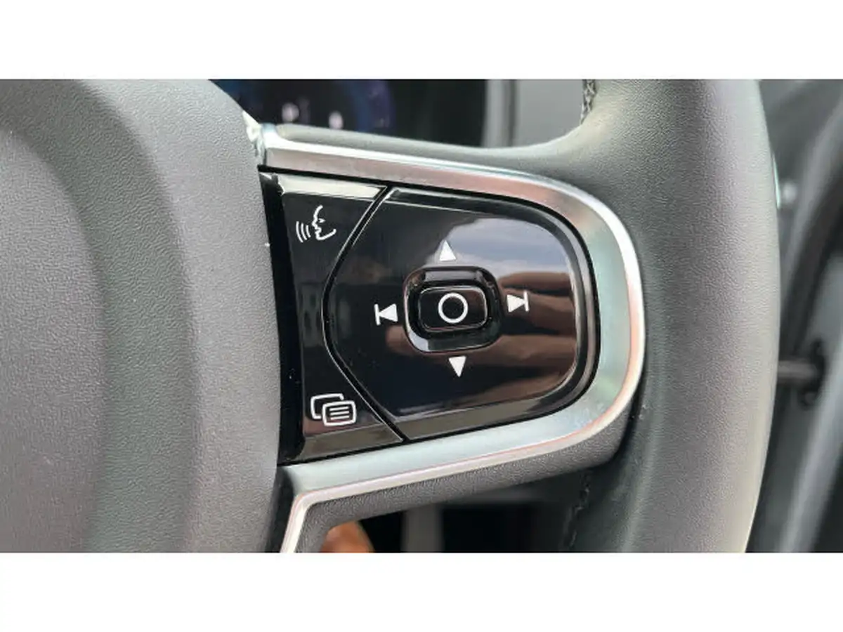 2024-volvo-xc90-20-b5-plus-big-18
