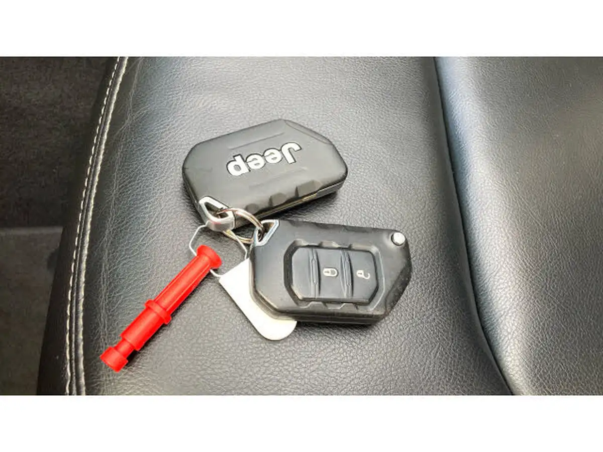 2021-jeep-wrangler-20-gme-overland-5d-big-19