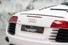 2012-audi-r8-42-quattro-spyder-convertible-small-34