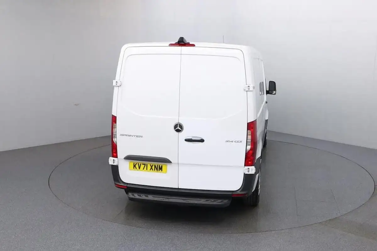 2021-mercedes-benz-sprinter-big-6