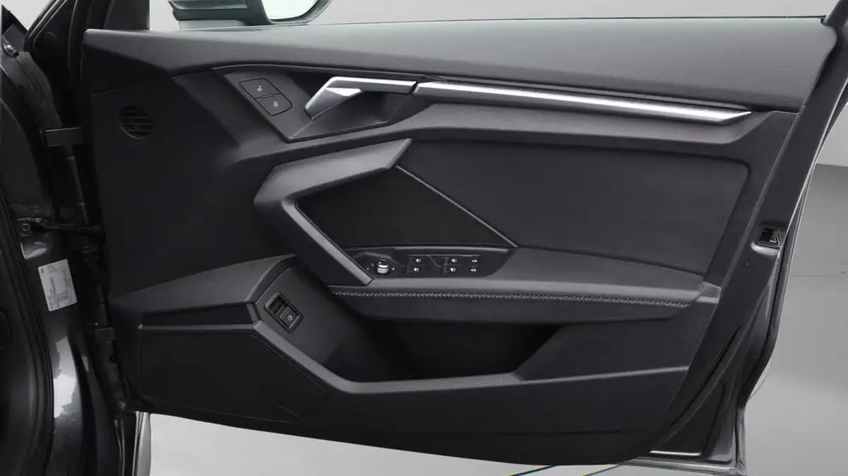 2021-audi-a3-14-40-tfsi-e-s-line-big-15