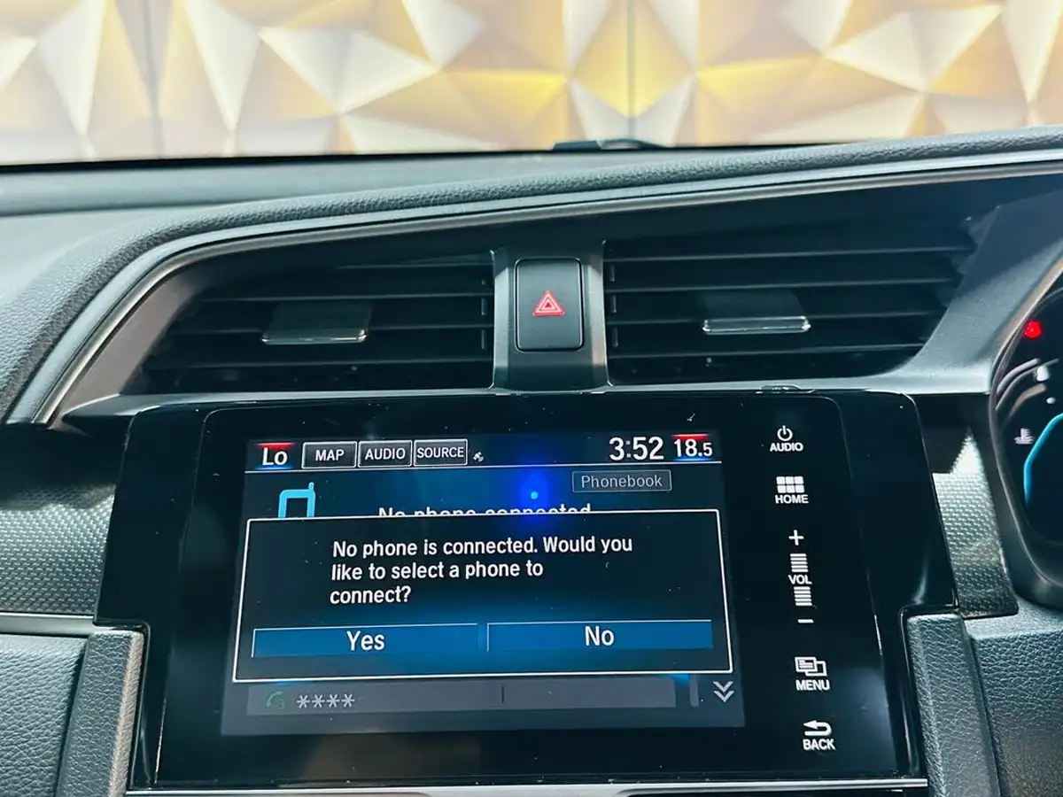 2019-honda-civic-10-vtec-turbo-ex-ss-hatchback-5d-big-60