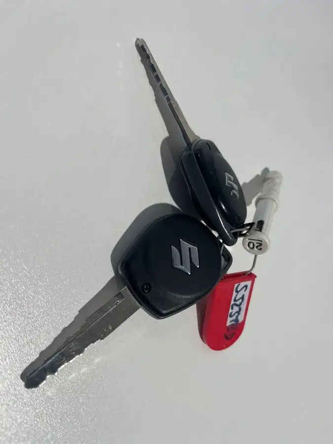 2023-suzuki-swift-12-dualjet-sz-l-big-15