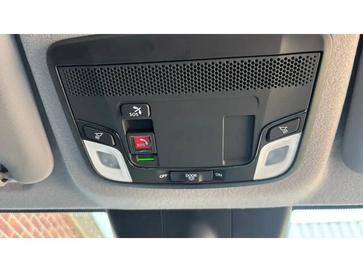 2022-honda-jazz-15-i-mmd-se-109ps-big-32