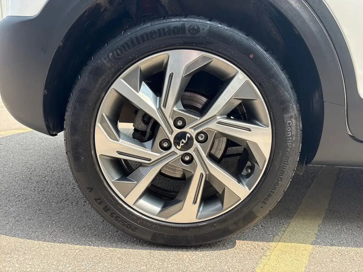 2024-kia-stonic-10-t-gdi-gt-line-s-98bhp-dct-big-16