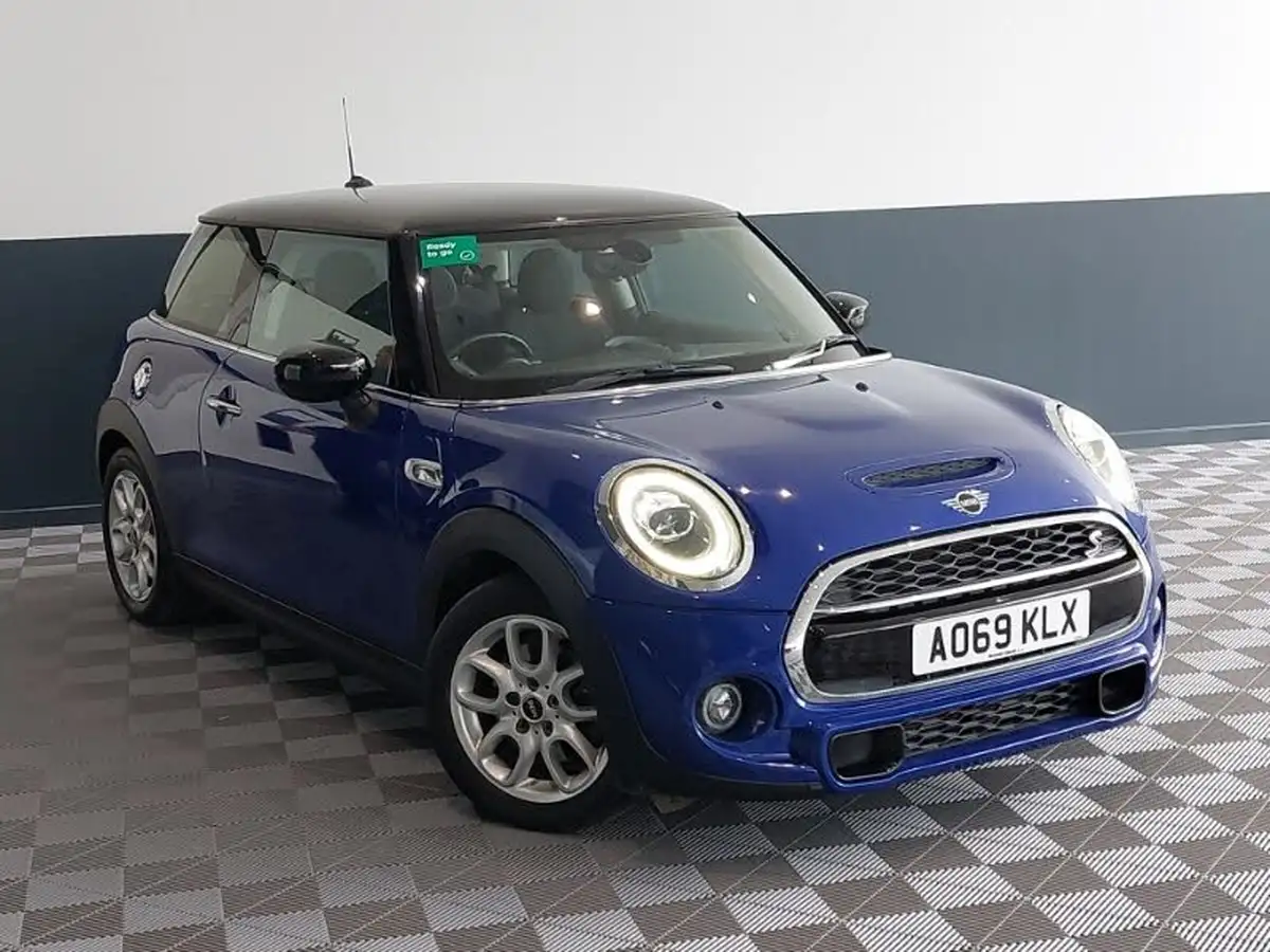 2019-mini-cooper-20-cooper-s-classic-189bhp-hatchback-3d-big-0