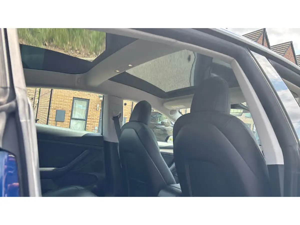 2021-tesla-model-3-e-long-range-awd-big-28