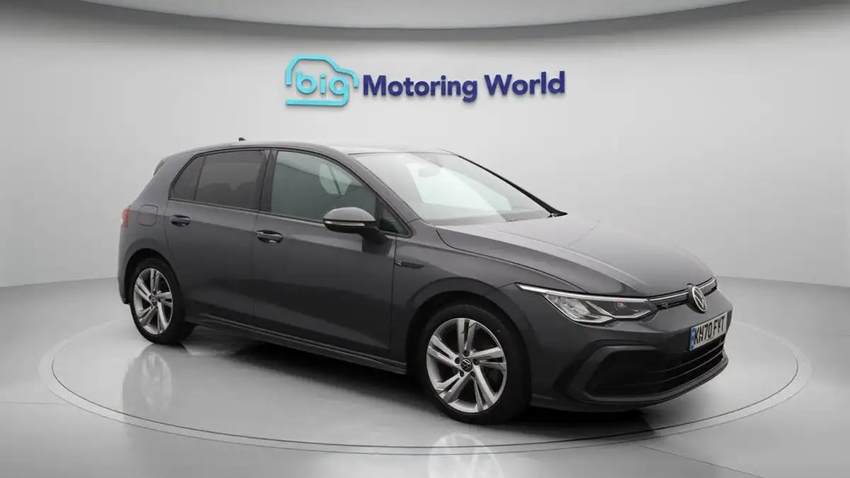 2020-volkswagen-golf-15-tsi-r-line-130ps-hatchback-5d-big-1
