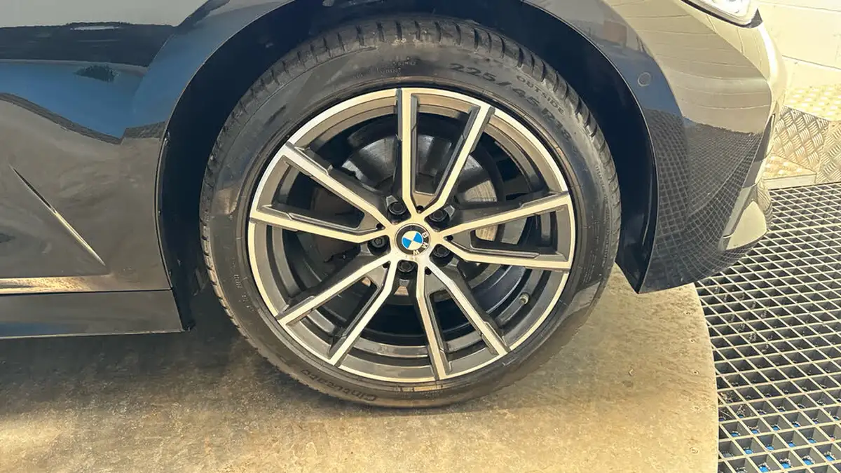 2021-bmw-3-series-20td-320d-sport-touring-5d-big-35