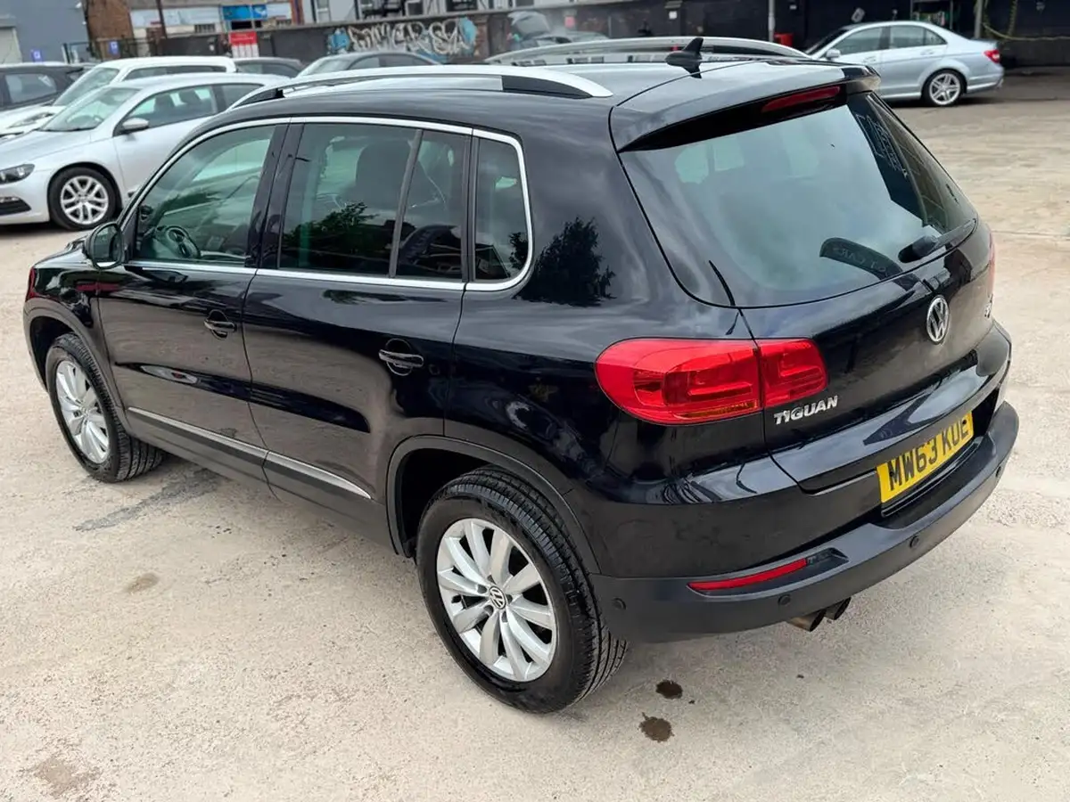 2013-volkswagen-tiguan-20tdi-match-140ps-4wd-dsg-big-22