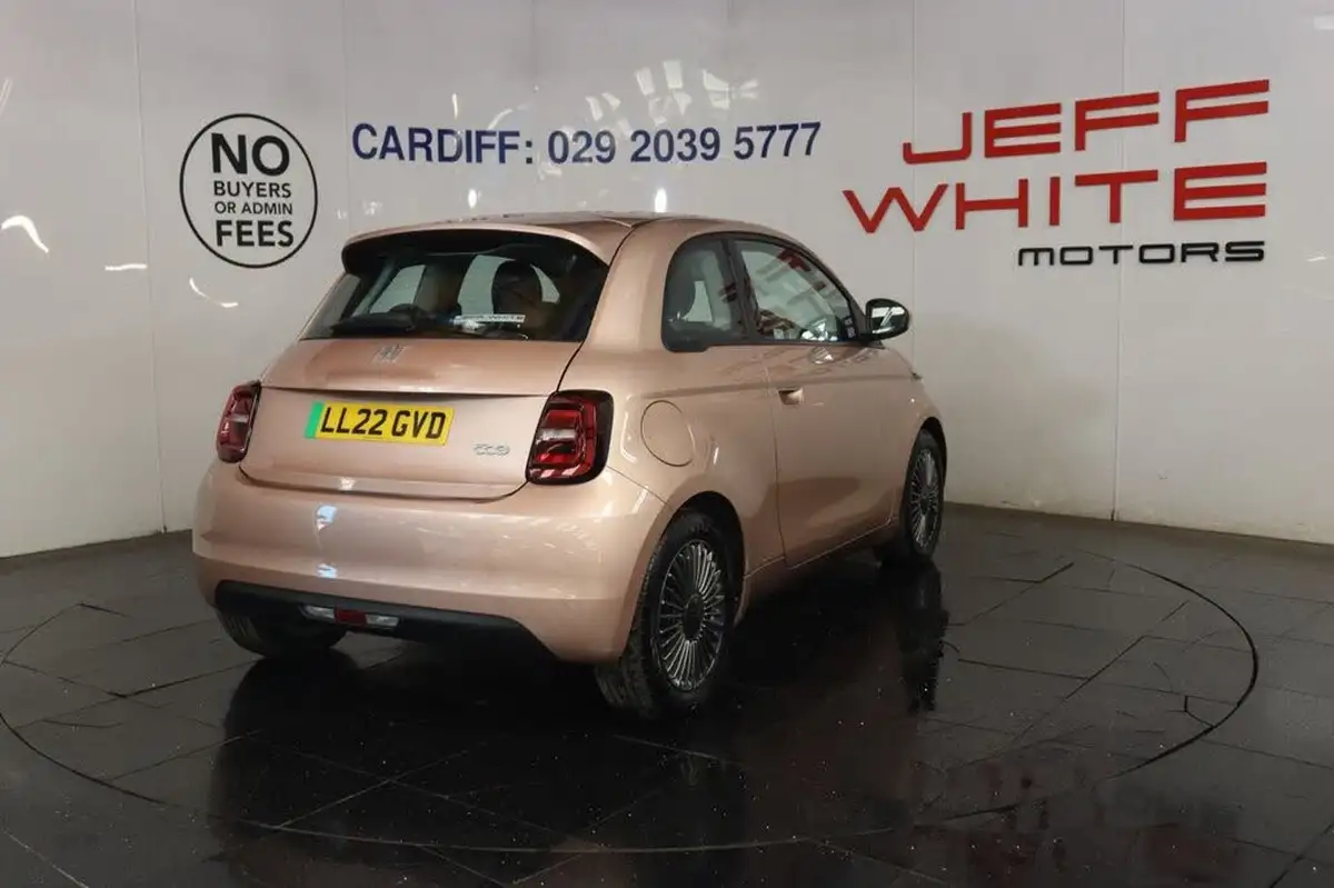 2022-fiat-500-e-icon-117bhp-big-4