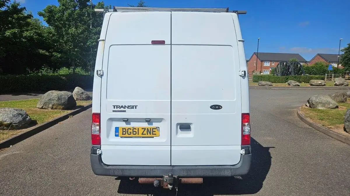 2011-ford-transit-22td-280-swb-140pseu5-med-roof-van-big-5