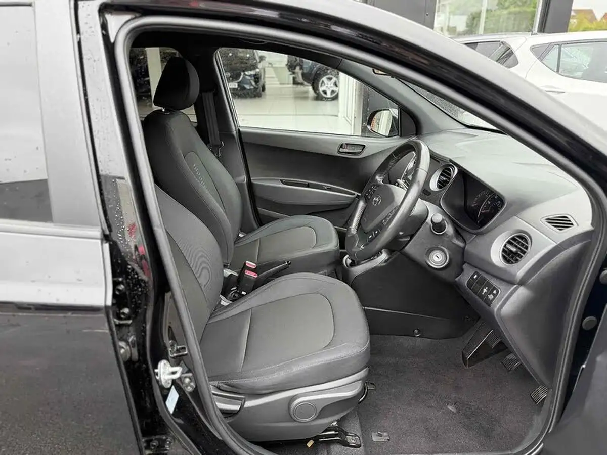 2018-hyundai-i10-10-go-se-66ps-big-12