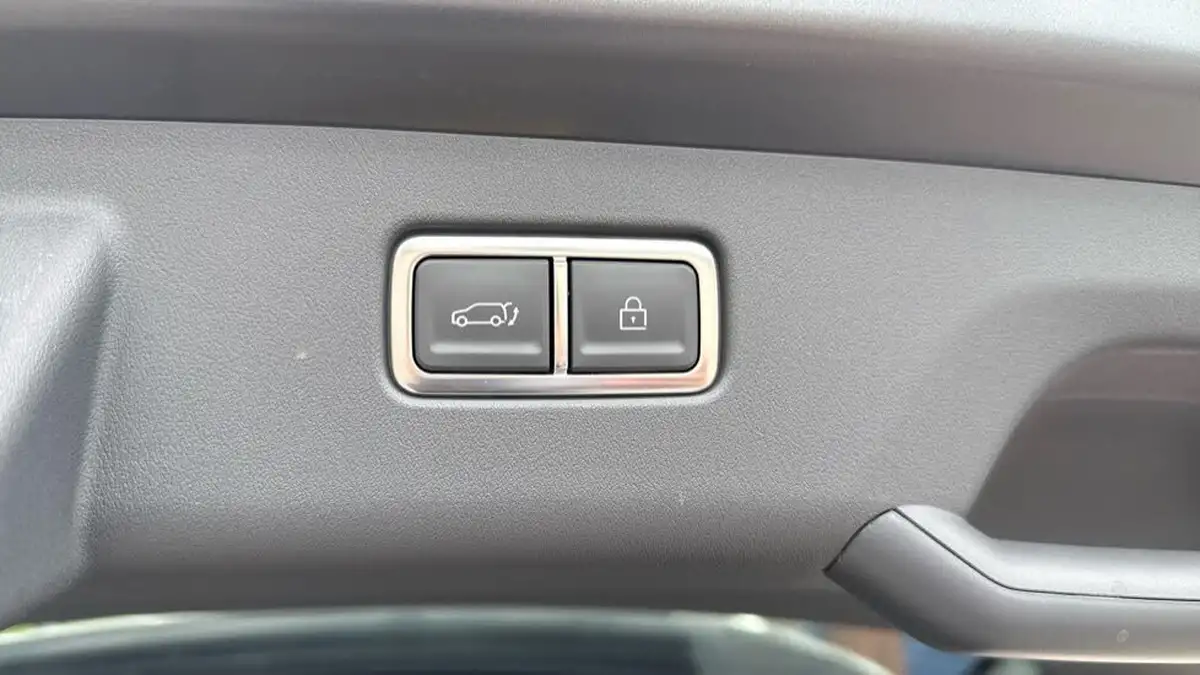 2025-kia-ev9-e-gt-line-s-7-big-34