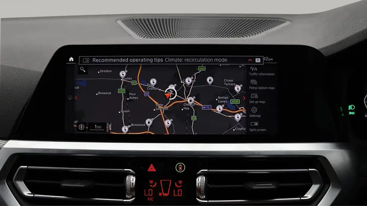 2020-bmw-3-series-20-330e-m-sport-saloon-4d-big-11