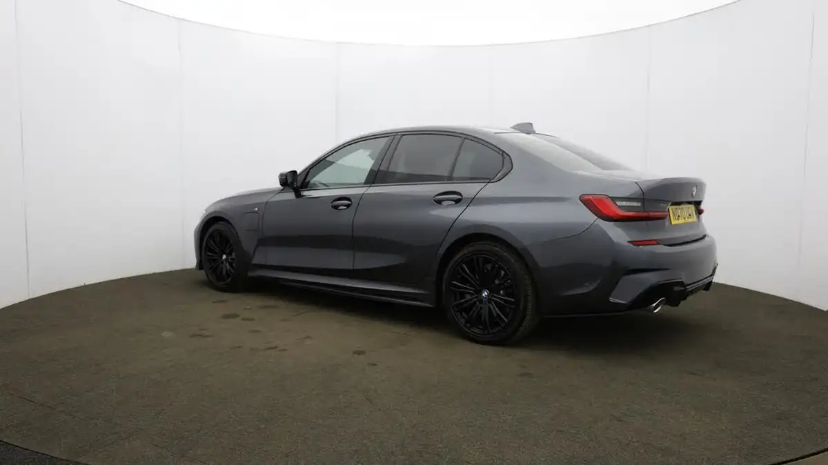 2020-bmw-3-series-20-330e-m-sport-saloon-4d-big-63