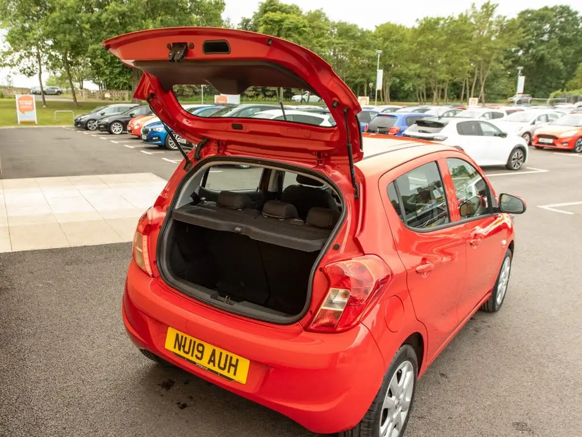 2019-vauxhall-viva-10i-se-ac-big-28
