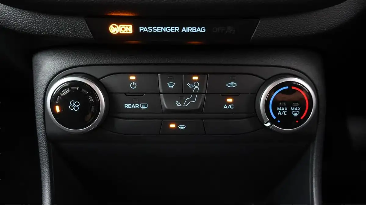 2020-ford-fiesta-big-12