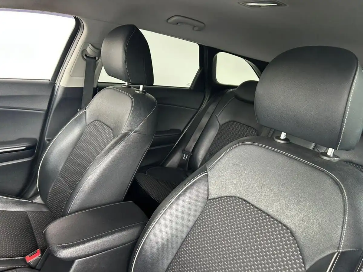 2021-kia-ceed-16crdi-3-48v-mhev-sportswagon-dct-big-13