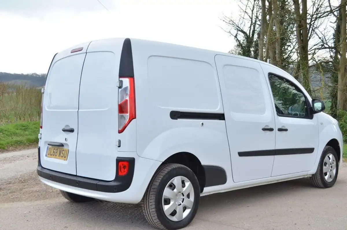 2018-renault-kangoo-maxi-15td-ll21-energy-dci-110-maxi-business-panel-big-3