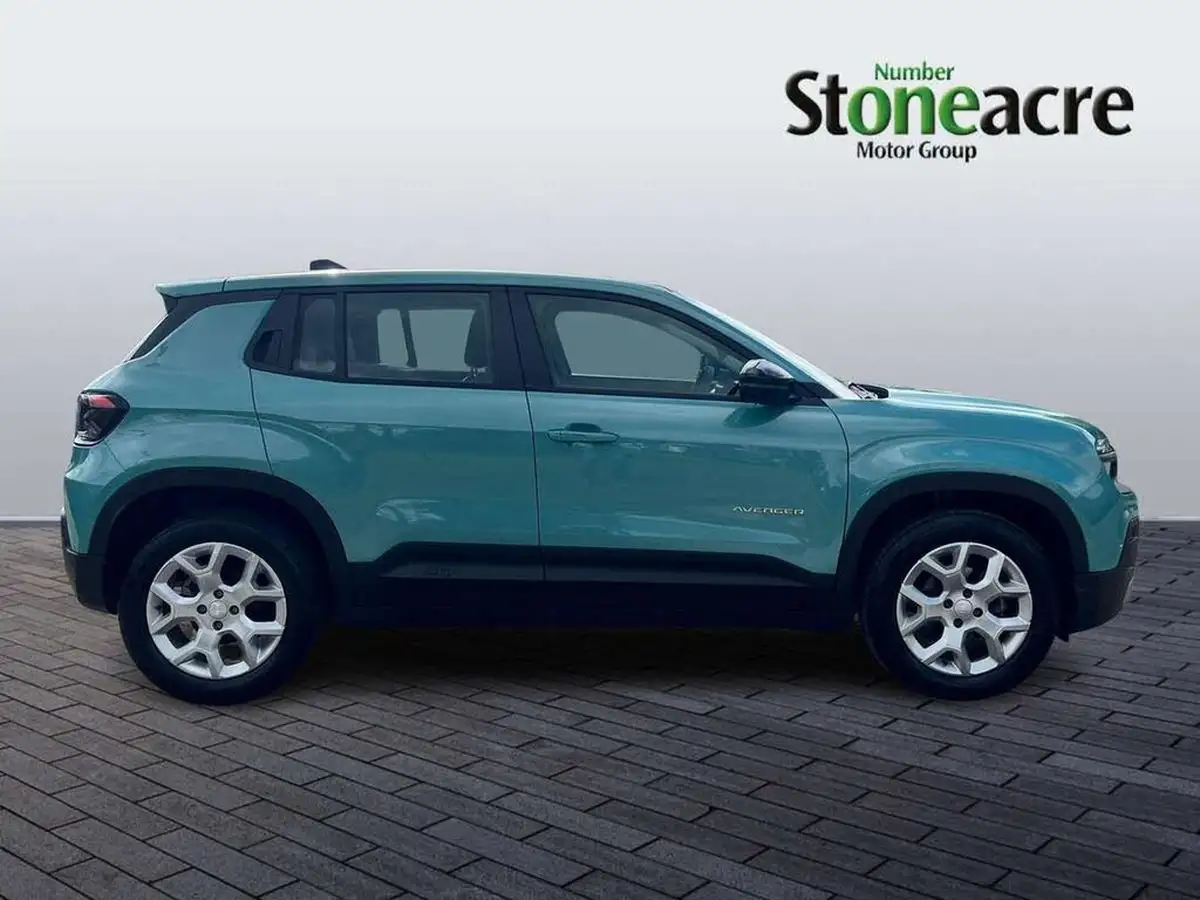 2024-jeep-avenger-12-gse-altitude-big-1