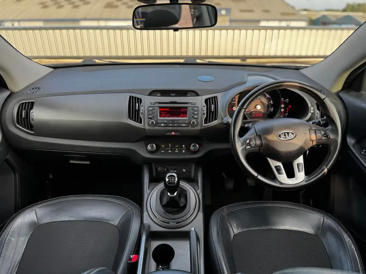 2011-kia-sportage-17td-2-big-12