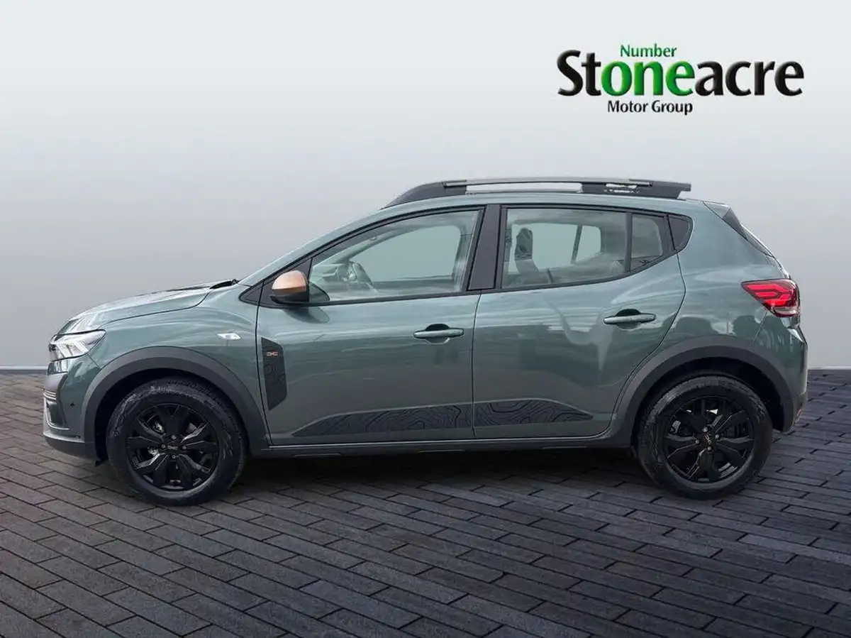 2025-dacia-sandero-stepway-10-tce-extreme-110bhp-big-3