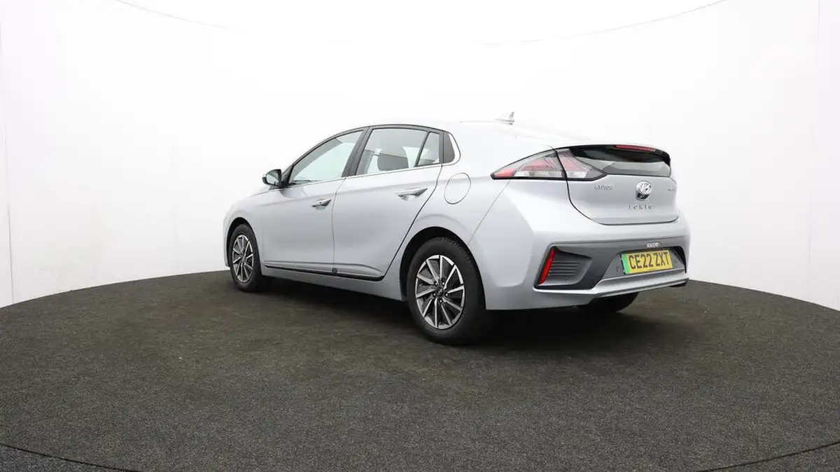 2022-hyundai-ioniq-e-premium-electric-big-72