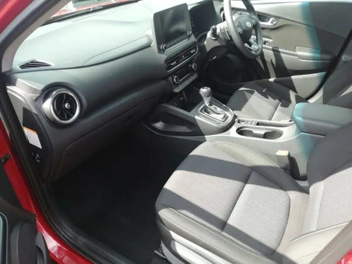 2022-hyundai-kona-16-gdi-se-connect-big-4