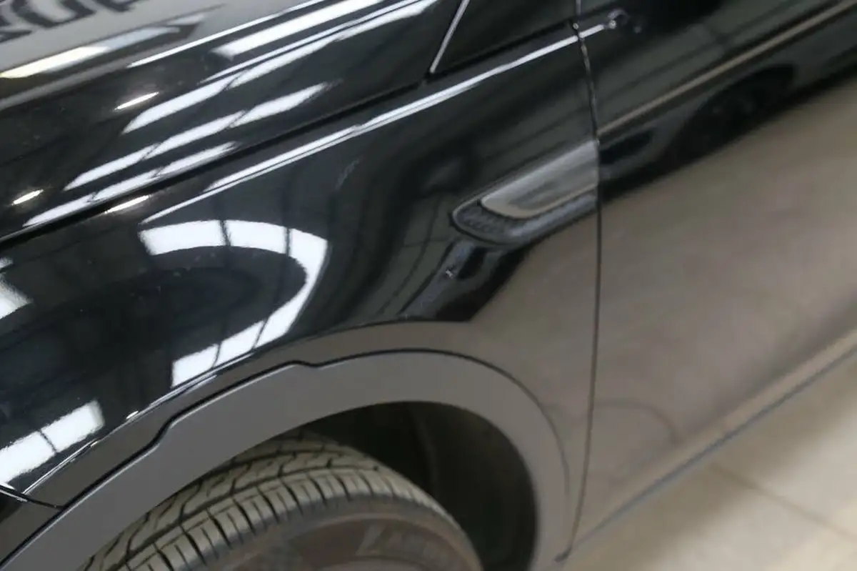 2019-land-rover-discovery-sport-20td4-landmark-big-14