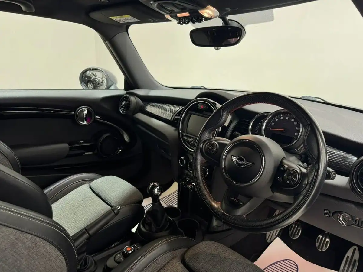 2018-mini-cooper-20-cooper-s-series-ii-ss-hatchback-3d-big-32