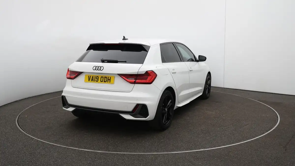 2019-audi-a1-10-30-tfsi-s-line-ss-tronic-big-53
